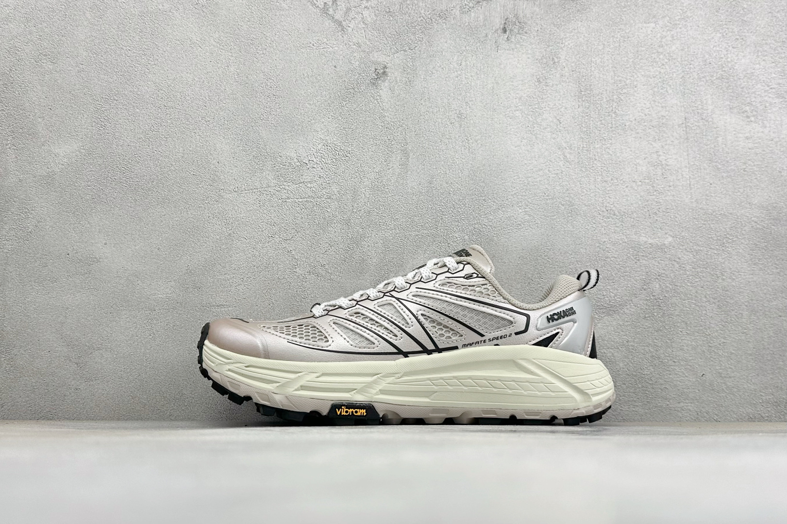 H版HOKA ONE Mafate Speed TS Low 户外山脉越野轻量低帮运动越野跑鞋 鞋面用轻的无缝架构 鞋带