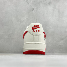 SC版Nike Air Force 1'07 Low 空军一号低帮休闲板鞋 #定制鞋盒 原楦原纸板 纯正空军版型 内置全 SC版Nike Air Force 1'07 Low 空军一号低帮休闲板鞋 #定制鞋盒 原楦原纸板 纯正空军版型 内置全