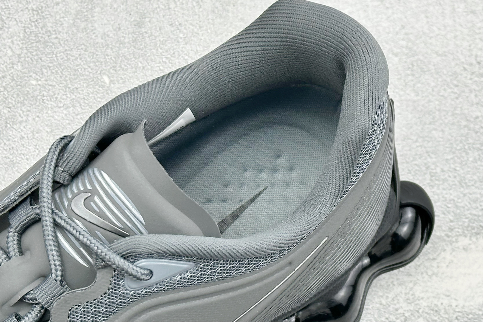 X版NK AIR LIQUID MAX 2026S 藤原浩联名 毒箭蛙新款气垫跑步鞋 货号：IO7635-004 尺码：