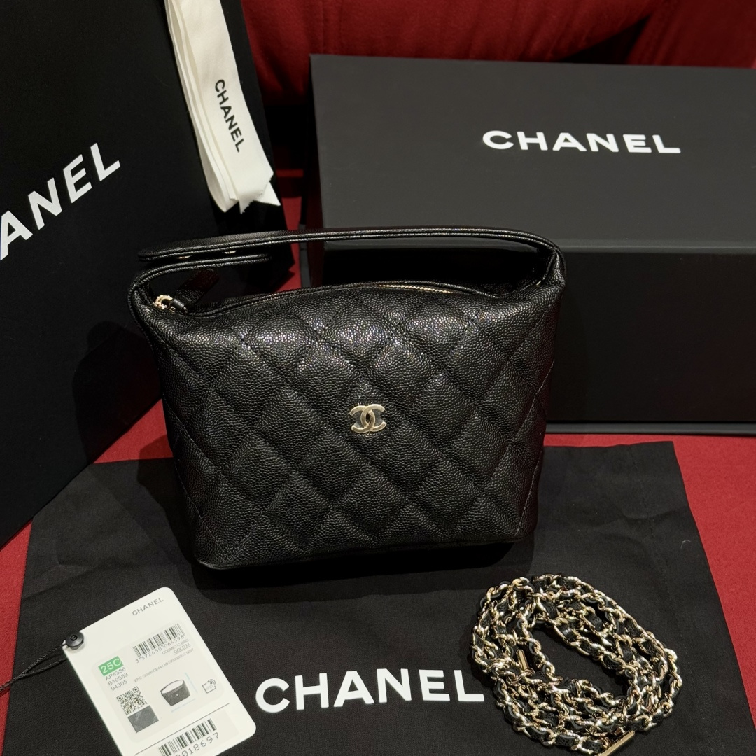 Serie de principios de primavera 25C Bolso de bola de masa con cesta de verduras Chanel 25C ¡La dama de oro negro es ta…