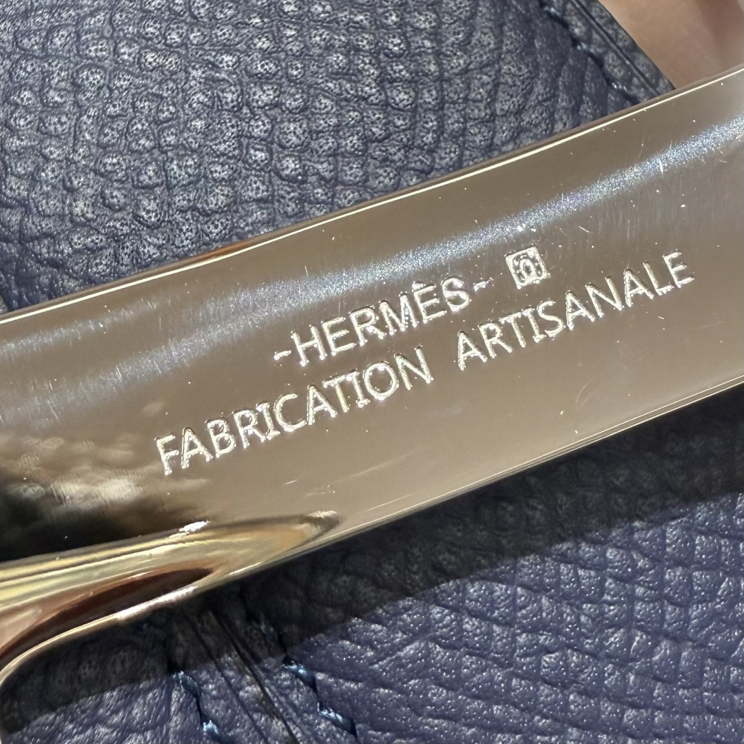 H家Touareg 皮带扣&双面皮腰 - 手工彫刻のユニークデザイン