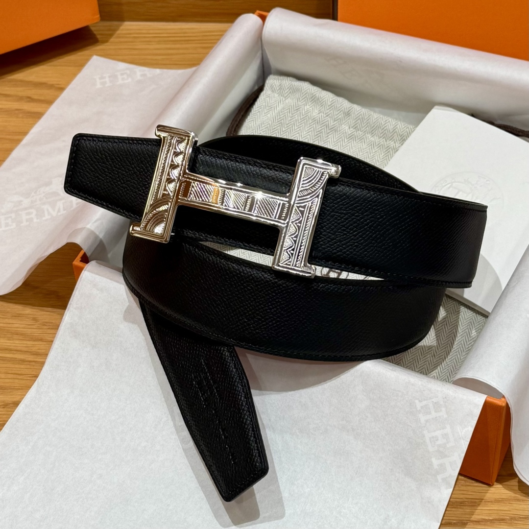 H家Touareg 皮带扣&双面皮腰 - 手工雕刻のユニークデザイン