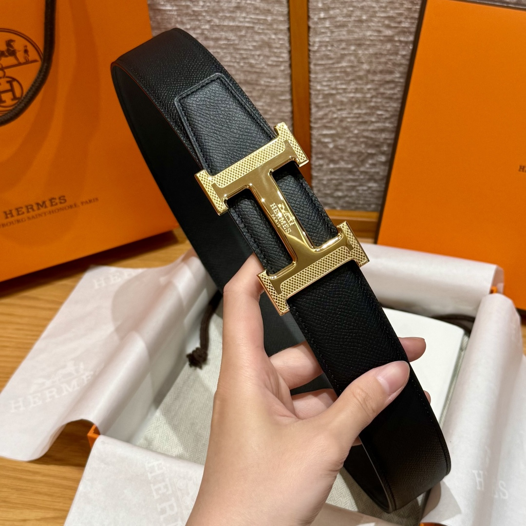 H家男士双面腰带 - ビジネスにもカジュアルにも最適なデザイン