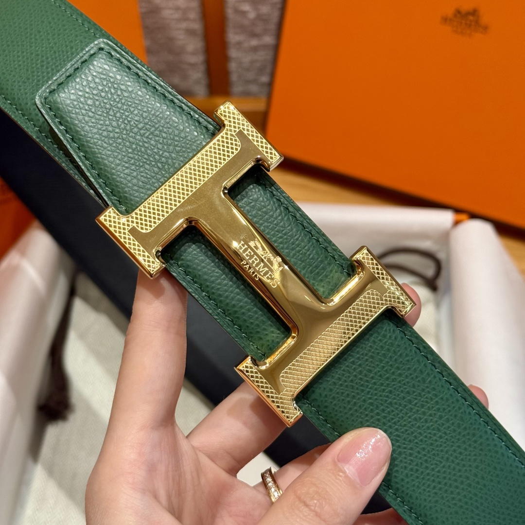 H家男士双面腰带 - ビジネスとカジュアルに最適なデザイン