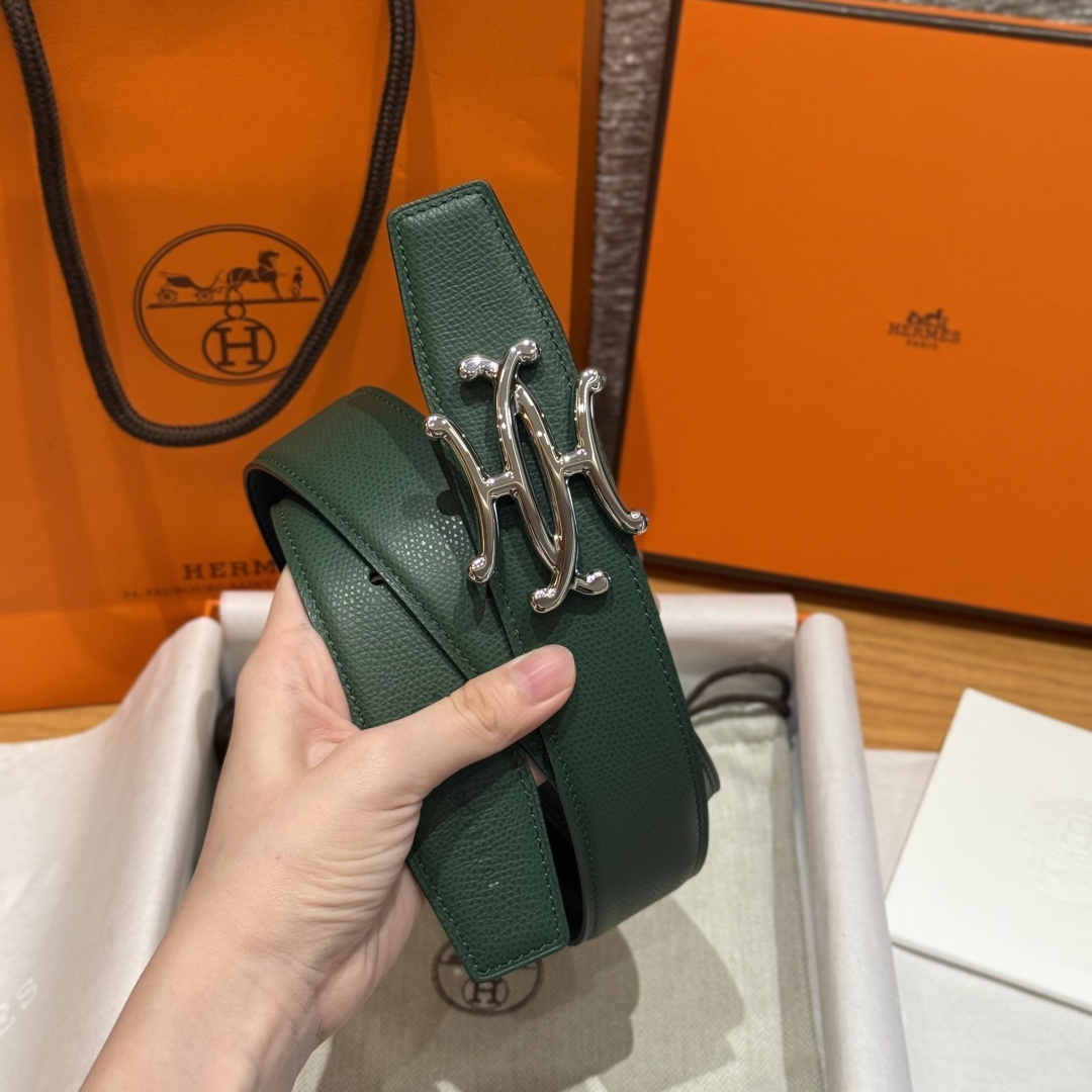 H家双面男款腰带 - シンプルでスタイリッシュなデザイン