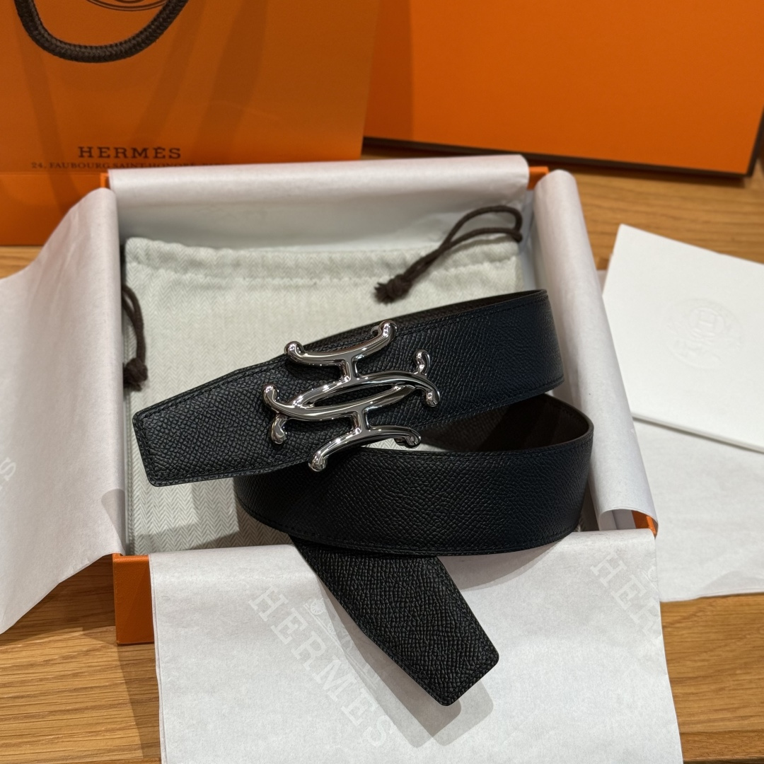 H家双面男款腰带 - ビジネスにもカジュアルにも使えるダブルフェイスデザイン