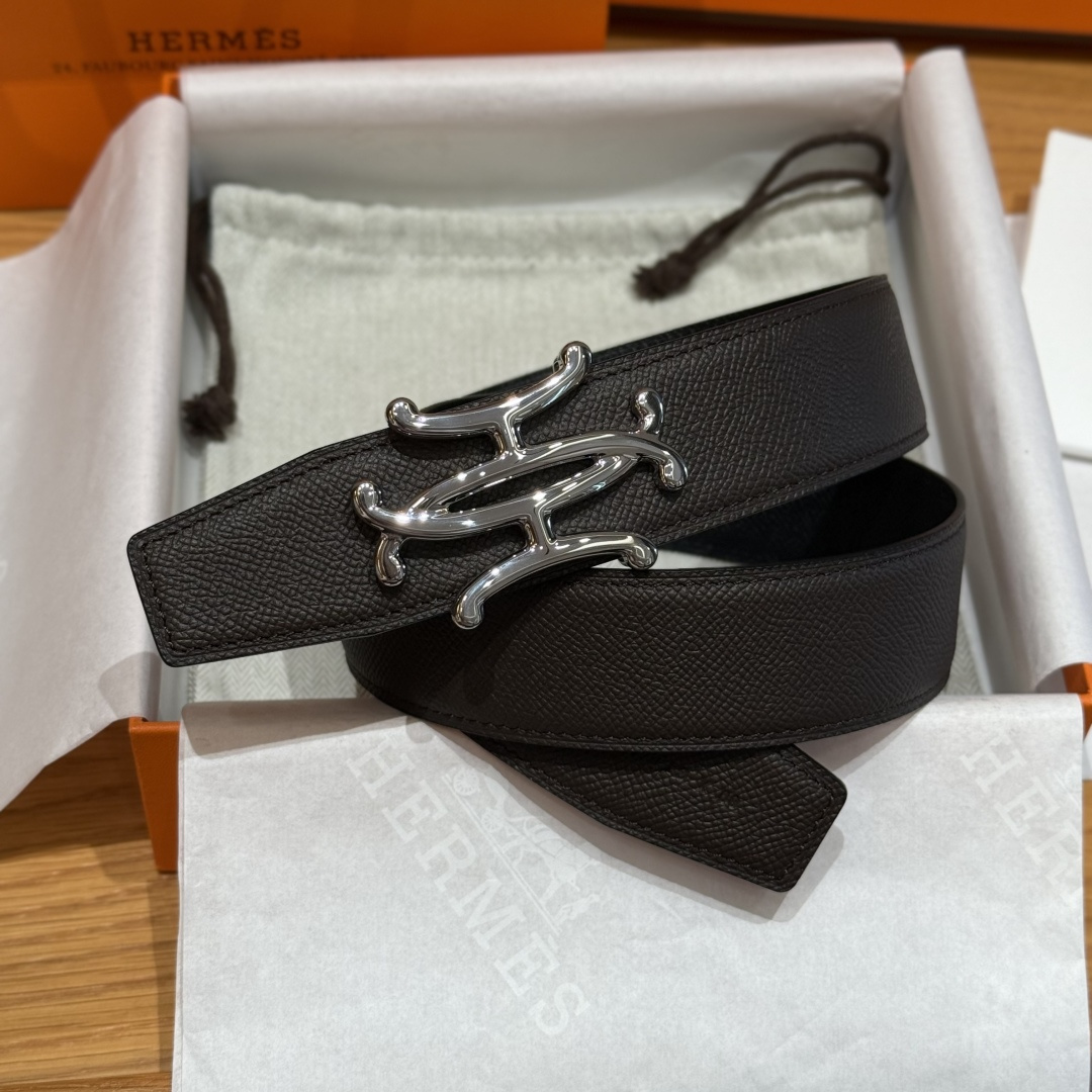 H家双面男款腰带 - ビジネスにもカジュアルにも使えるダブルフェイスデザイン