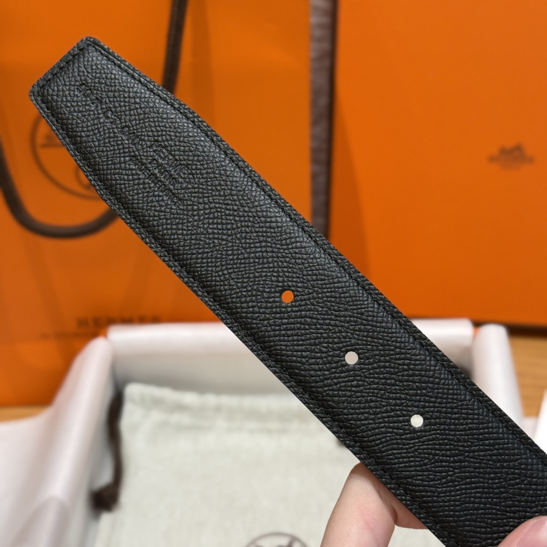 H家双面男款腰带 - シンプルでスタイリッシュなダブルフェイスデザイン