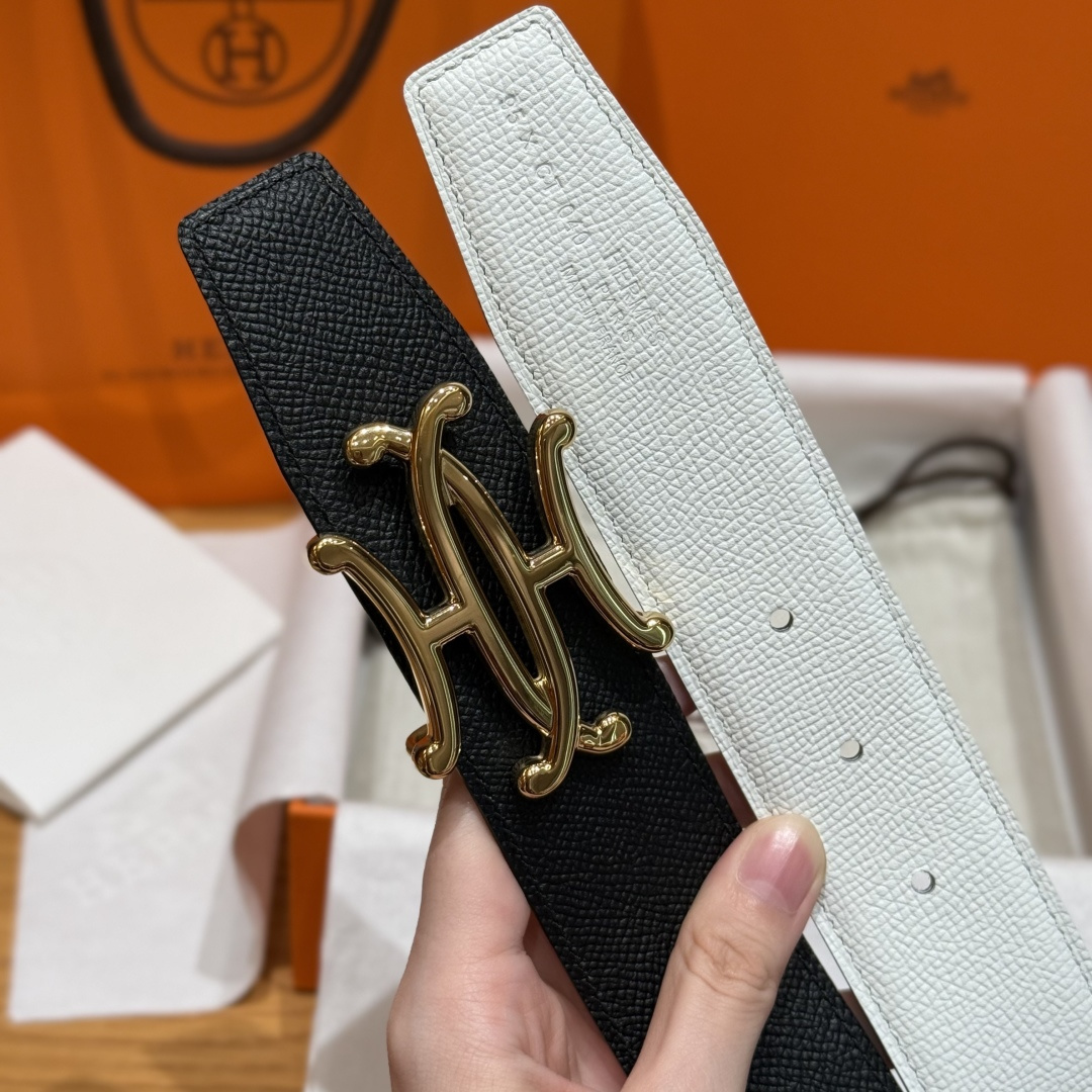 H家双面男款腰带 - 低調で大人の魅力を引き立てる