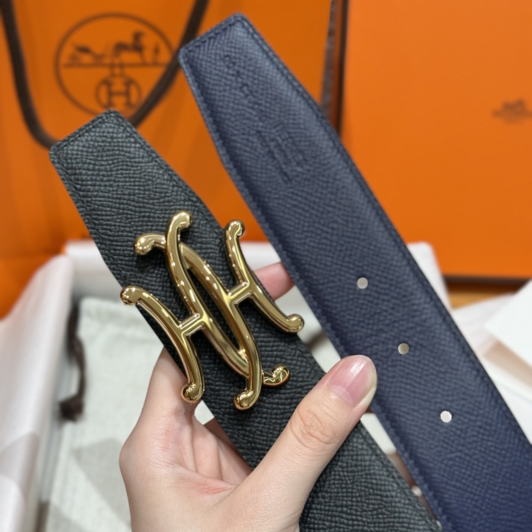 H家双面男款腰带 - ビジネスにもカジュアルにも最適なリバーシブルデザイン