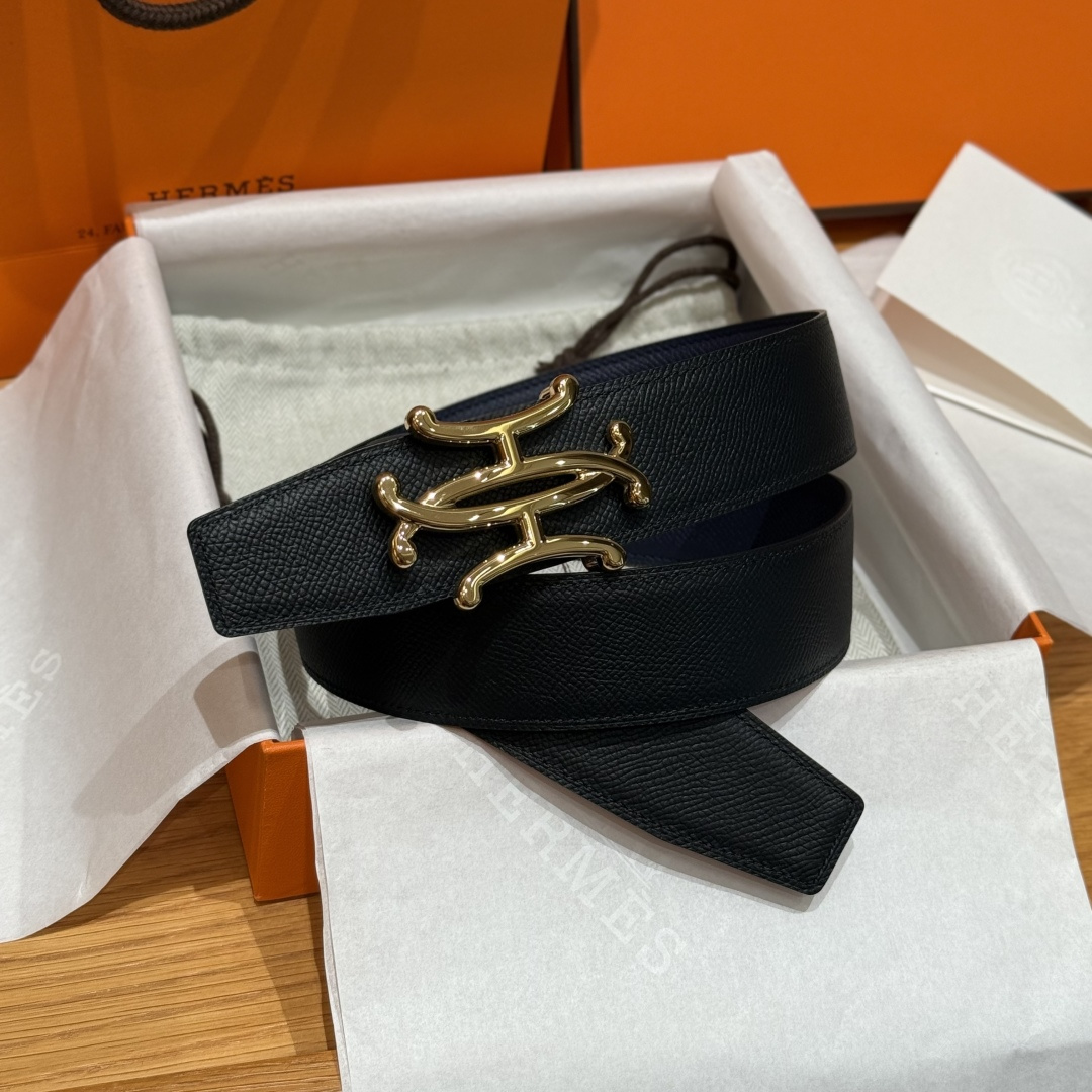 H家双面男款腰带 - ビジネスにもカジュアルにも最適なリバーシブルデザイン