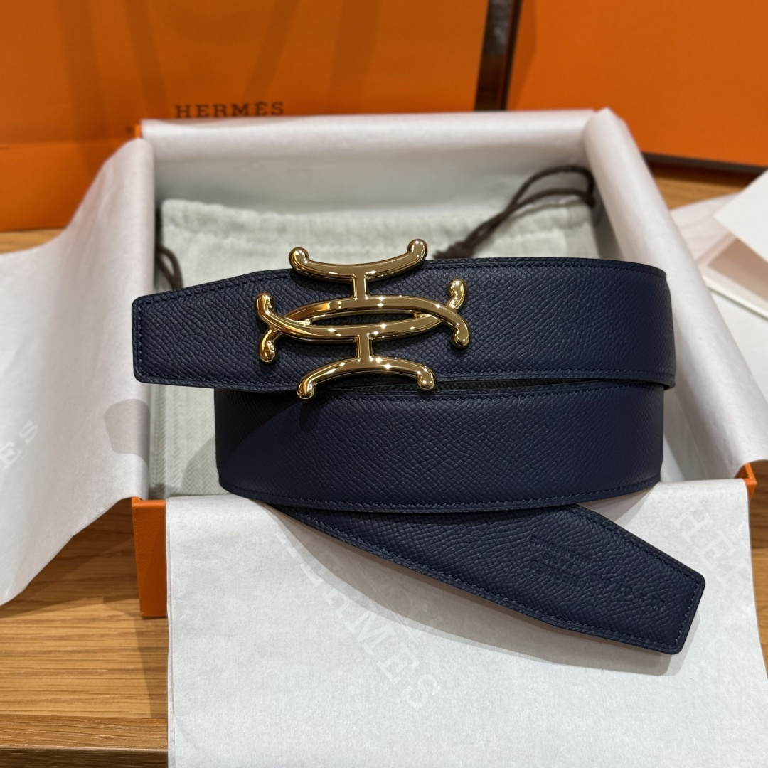 H家双面男款腰带 - ビジネスにもカジュアルにも最適なリバーシブルデザイン