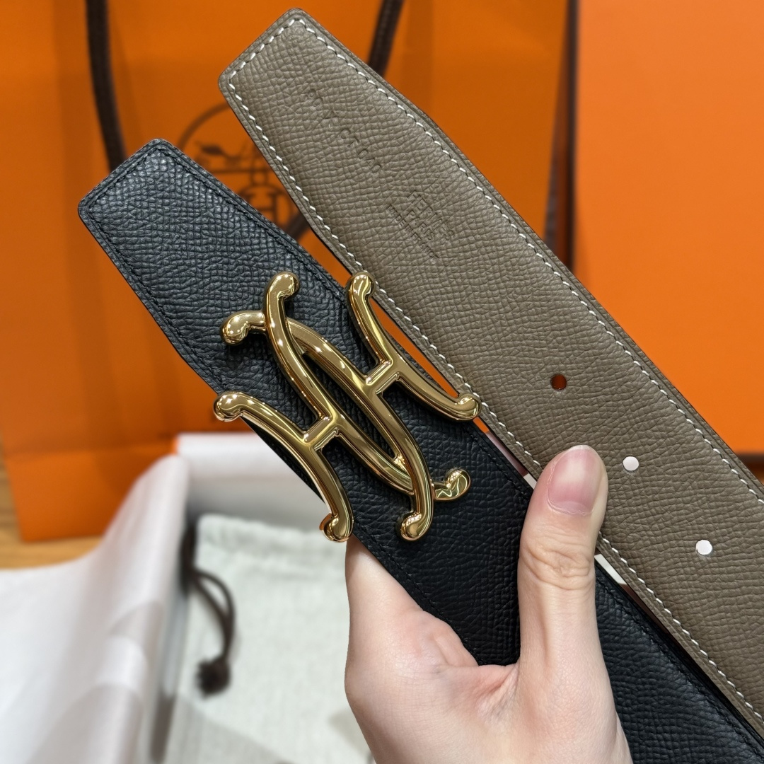 H家双面男款腰带 - ビジネスにもカジュアルにも最適なリバーシブルデザイン