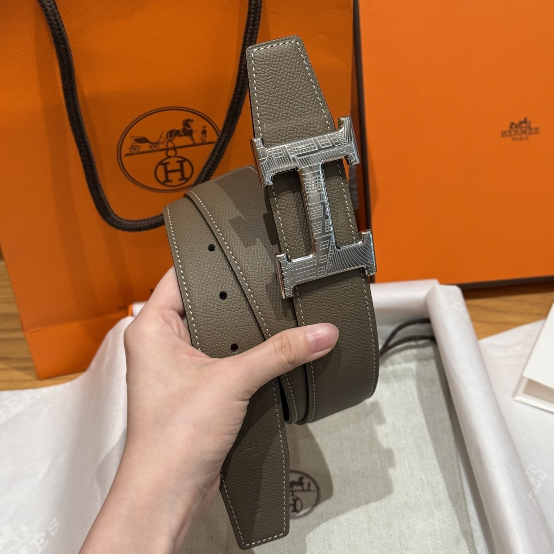 H家Touareg 皮ベルト&ダブルサイドレザーの特別なデザイン