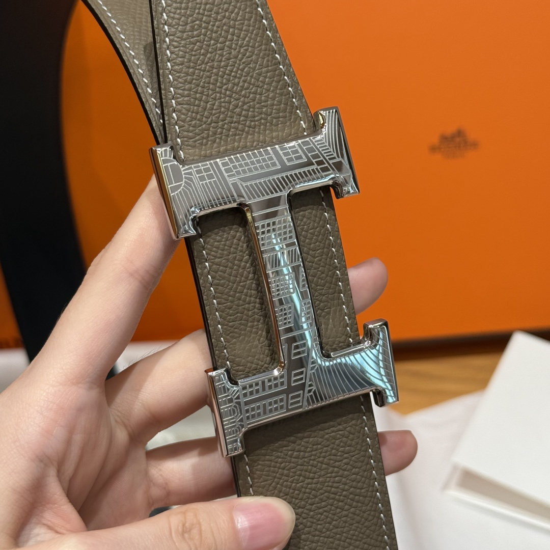 H家Touareg 皮ベルト&ダブルサイドレザーの特別なデザイン