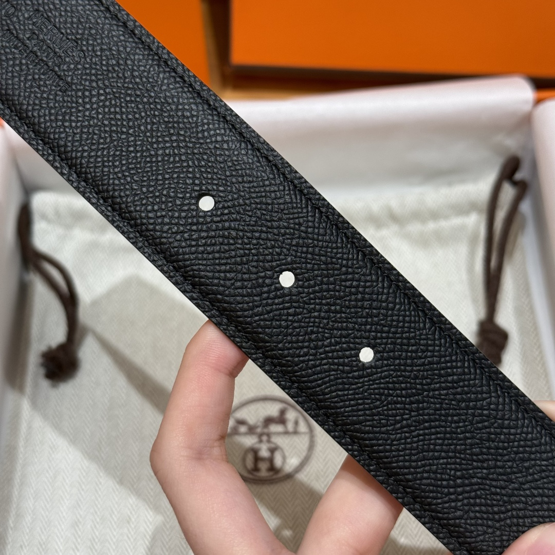 H家Touareg 皮帯扣&双面皮腰 - 手工雕刻のユニークなデザイン