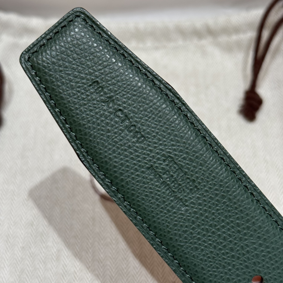 H家Quizz Ferme-Tout双面皮腰带 - エレガントなデザインとフランス製の品質