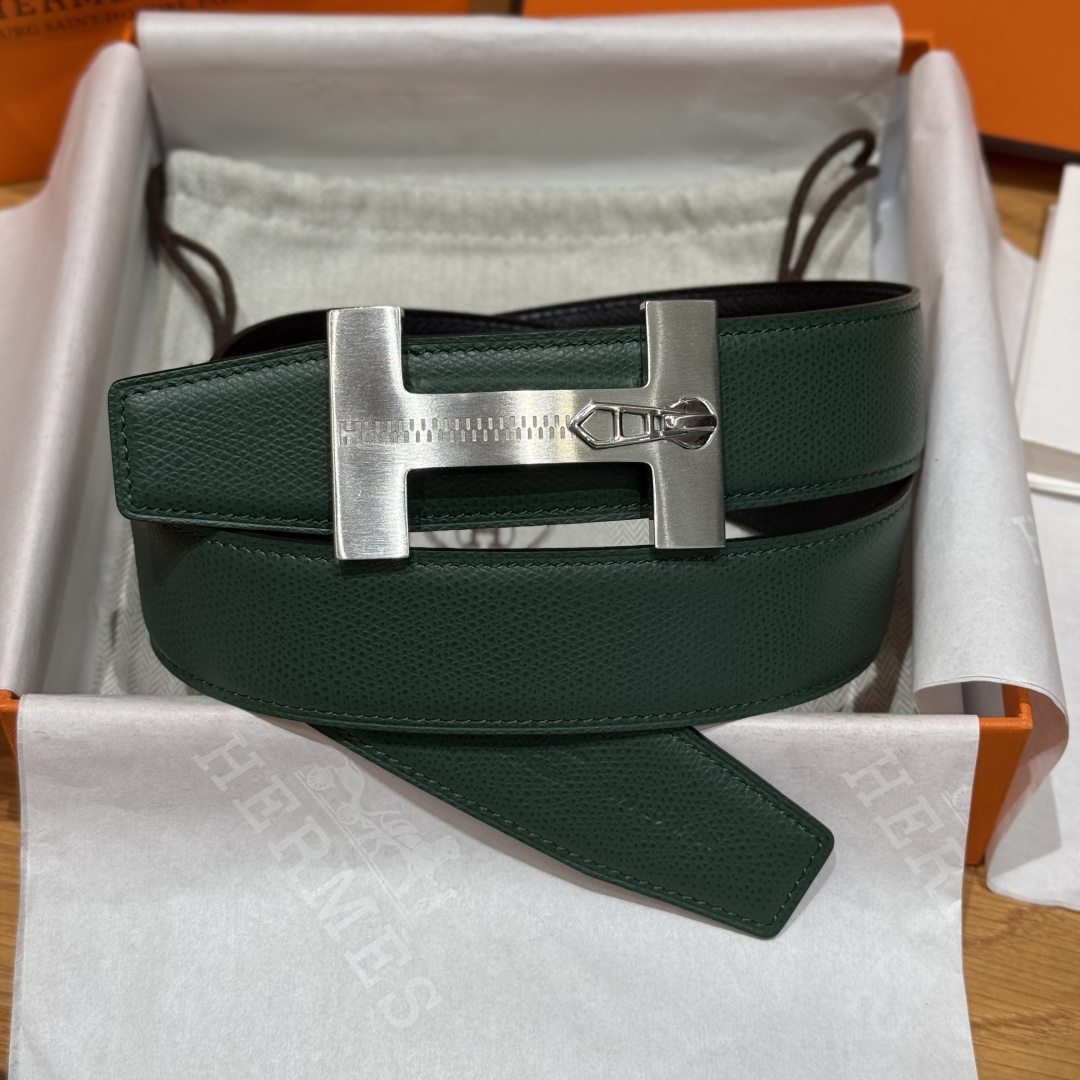 H家Quizz Ferme-Tout双面皮腰带 - エレガントなデザインとフランス製の品質