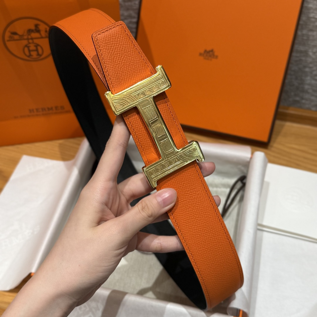 H家Touareg 皮ベルト&ダブルサイドレザーの特徴