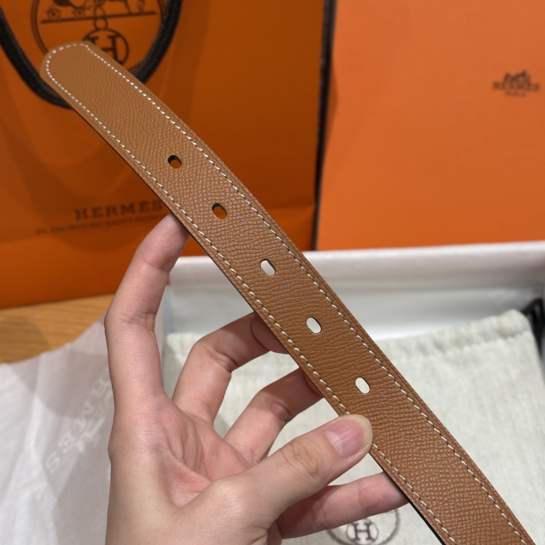 H家新款女士双面腰带 - 柔らかい牛皮革と純銅五金使用