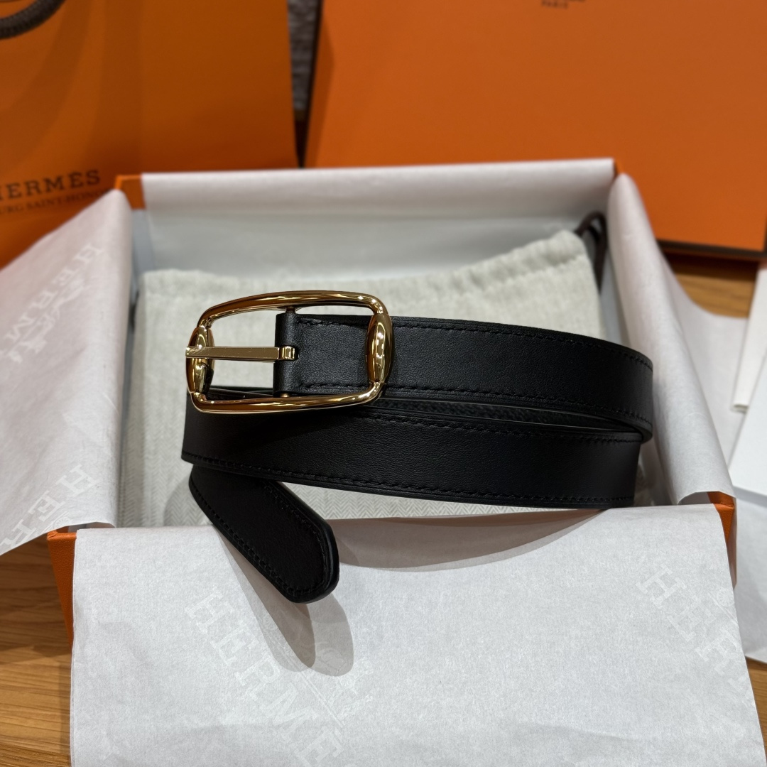 H家新款女性用双面腰带 - 柔らかい牛革製でスタイリッシュなデザイン