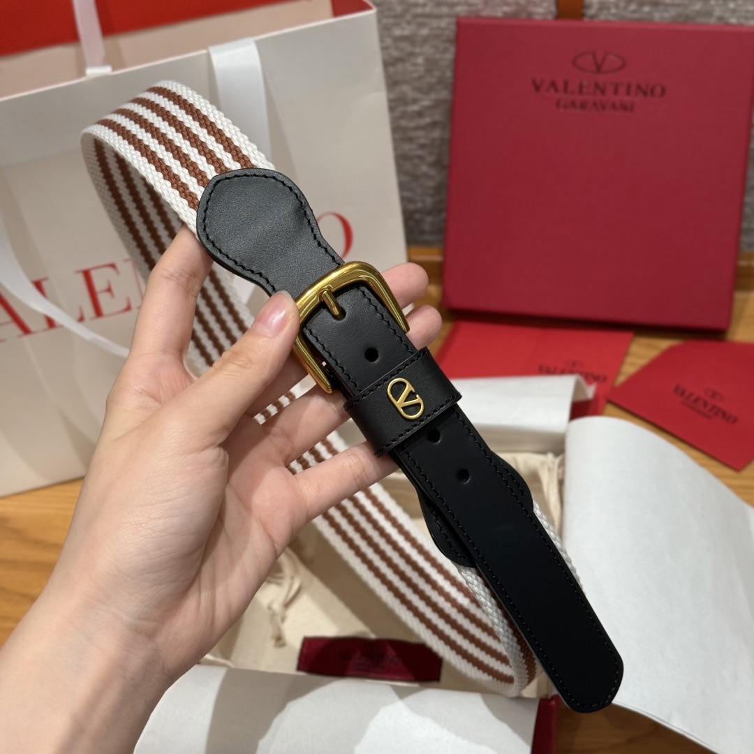 -华伦天奴新款女士腰带 织带彩色腰带针扣双面头层牛皮 3.4cm-Chinese UA Cheap High Quatity Brand Clothes Bags handbags Sneakers wholesale wholesaler seller from China Factory suppliers Fashion Clothing Shoes best Quality Beautiful Price -华伦天奴新款女士腰带 织带彩色腰带针扣双面头层牛皮 3.4cm