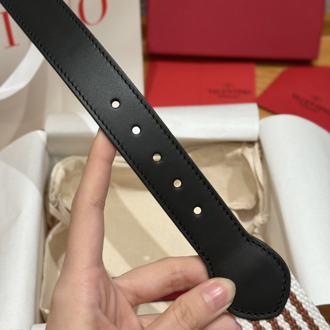 -华伦天奴新款女士腰带 织带彩色腰带针扣双面头层牛皮 3.4cm-Chinese UA Cheap High Quatity Brand Clothes Bags handbags Sneakers wholesale wholesaler seller from China Factory suppliers Fashion Clothing Shoes best Quality Beautiful Price -华伦天奴新款女士腰带 织带彩色腰带针扣双面头层牛皮 3.4cm