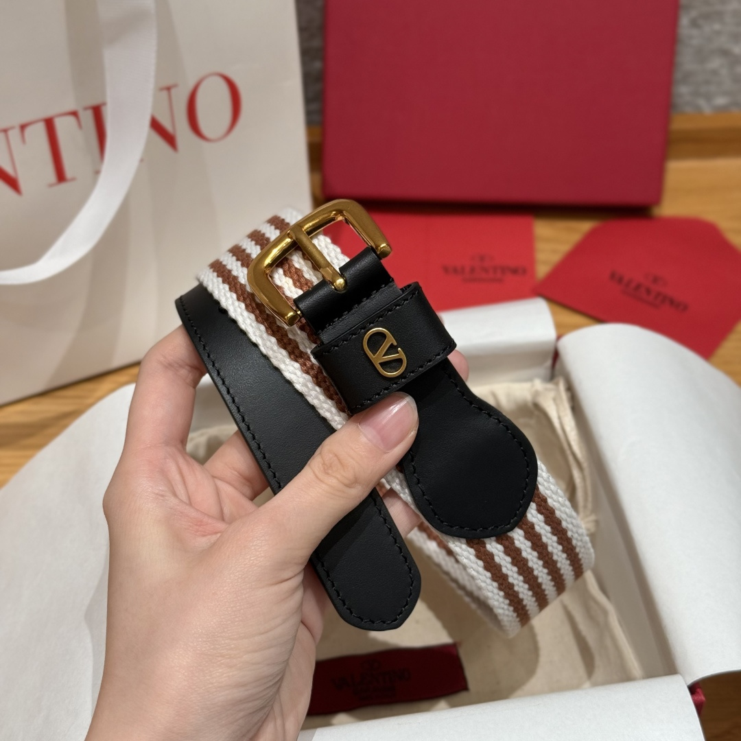 -华伦天奴新款女士腰带 织带彩色腰带针扣双面头层牛皮 3.4cm-Chinese UA Cheap High Quatity Brand Clothes Bags handbags Sneakers wholesale wholesaler seller from China Factory suppliers Fashion Clothing Shoes best Quality Beautiful Price -华伦天奴新款女士腰带 织带彩色腰带针扣双面头层牛皮 3.4cm