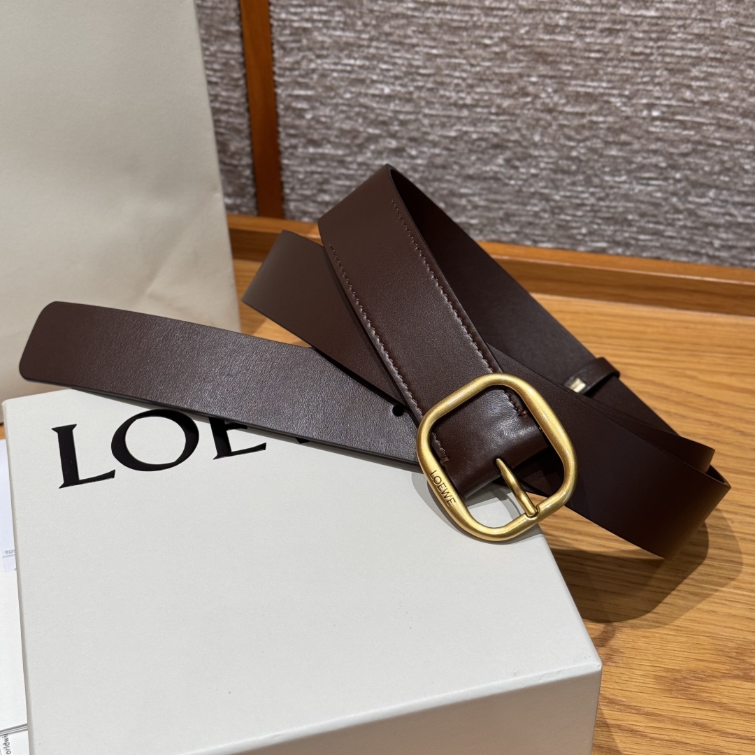 Loewe Women's Classic Leather Belt with Signature Buckle - 3.5cm Width 3 cmp i1750758530273 9436 0 5