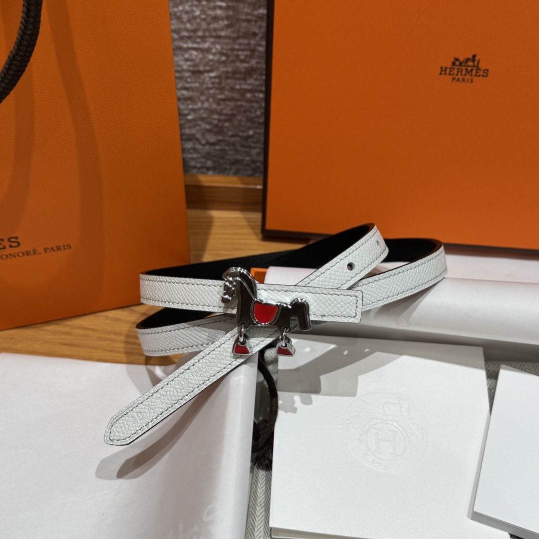 Hermes Glenan Reversible Leather Belt with Horse Buckle - 13mm Width 5 cmp i1750761427580 4383 0 4