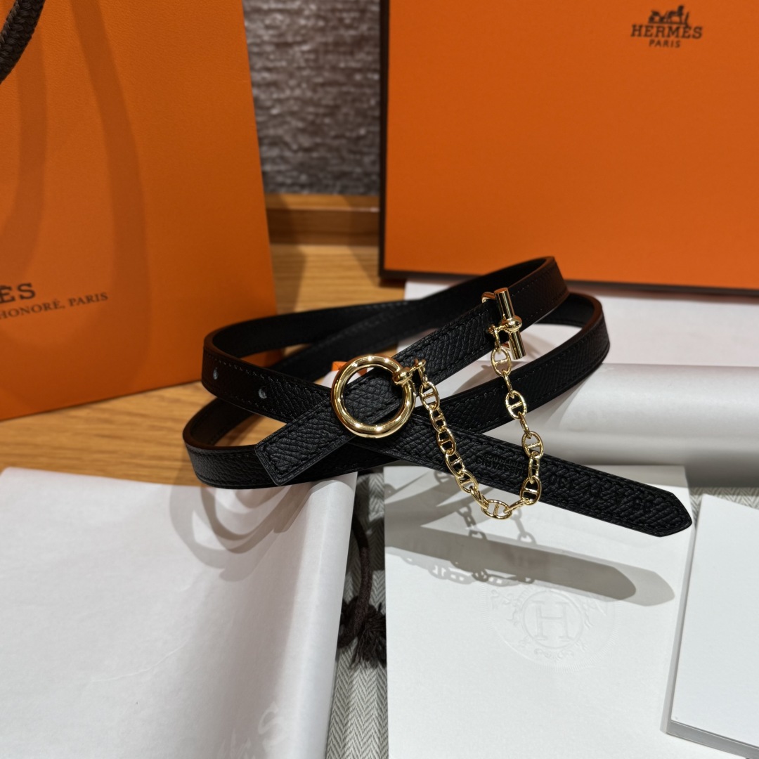 Hermès Women's Black Swift & Epsom Calfskin Reversible Belt - 13 mm 2 cmp i1750761615172 7867 0 0