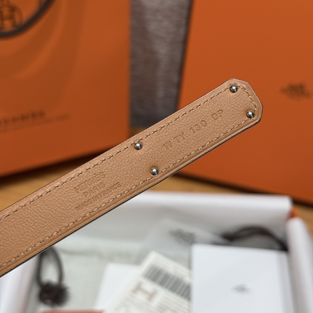 Hermes Kelly Belt: Hunter Leather Palladium Buckle, Adjustable Fit - Made in France 9 cmp i1751952704274 1544 0 6