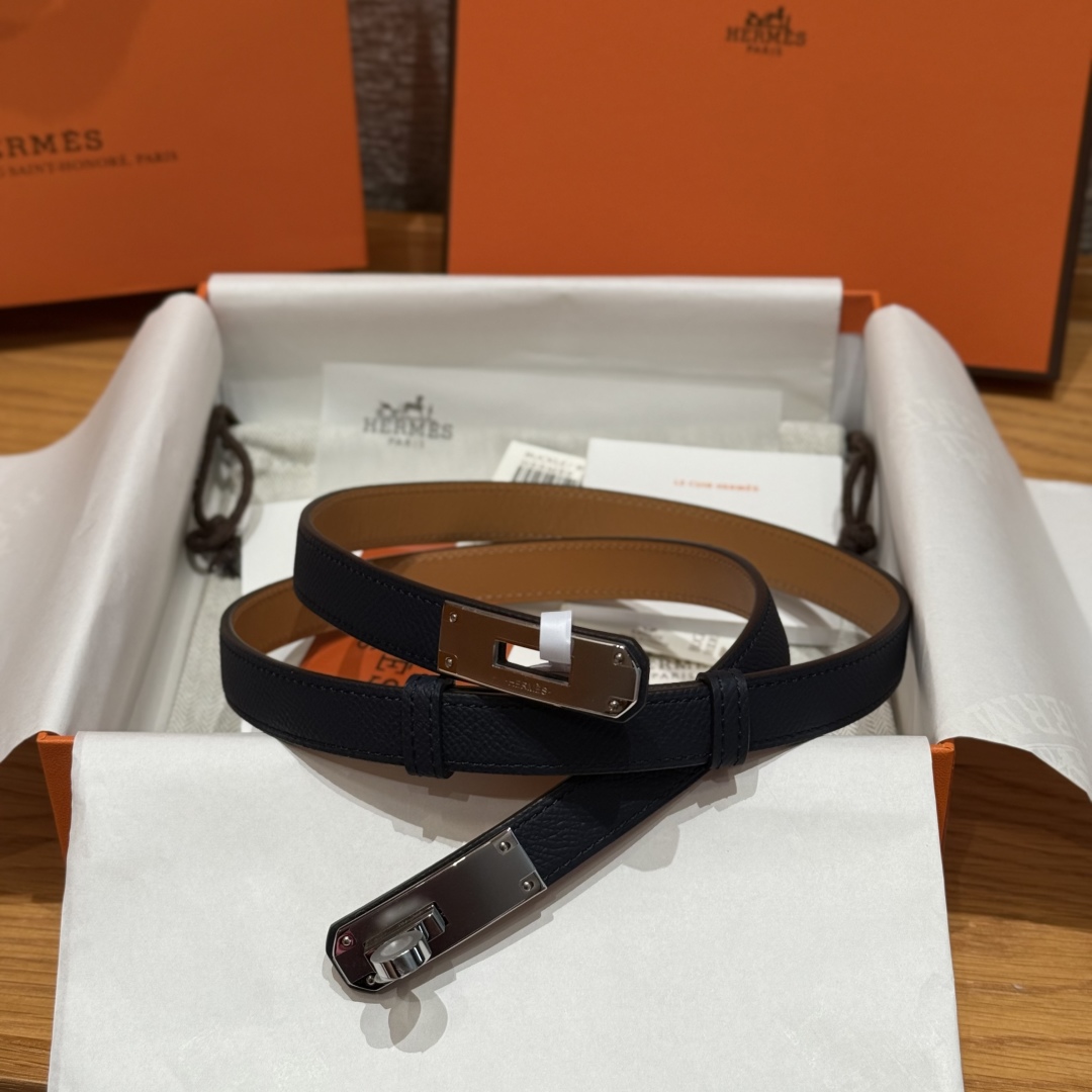 Hermes Women's Kelly Belt - Hunter Leather with Palladium Kelly Buckle 1 cmp i1751952782626 25 0 0