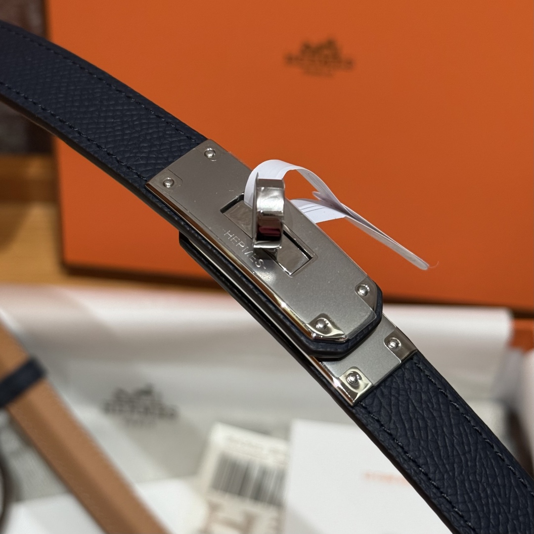 Hermes Women's Kelly Belt - Hunter Leather with Palladium Kelly Buckle 6 cmp i1751952783390 9016 0 4