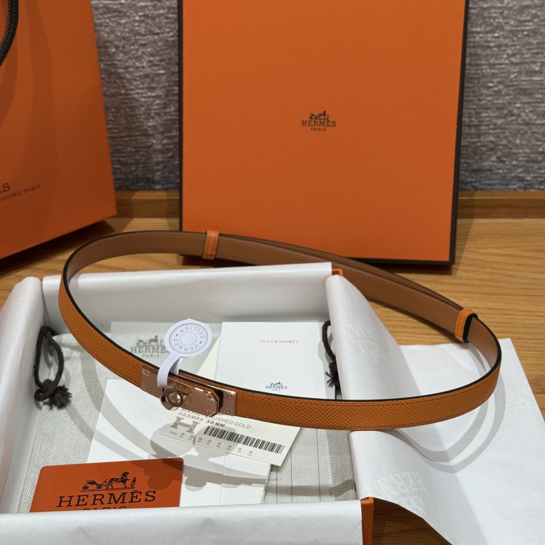 Hermes Women's Kelly Belt in Hunter Leather with Palladium-Plated Buckle 6 cmp i1751952943547 2602 0 4