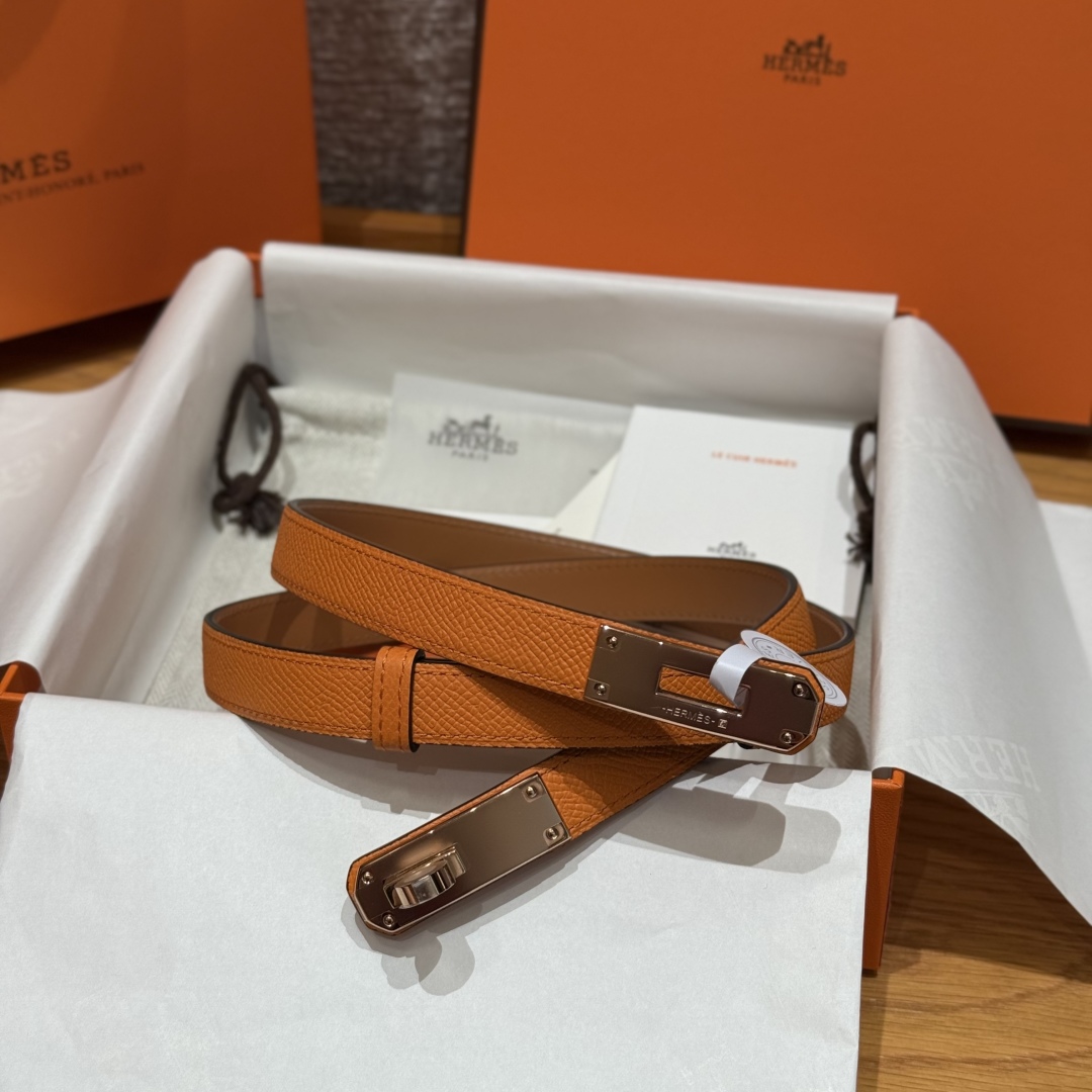 Hermes Women's Kelly Belt in Hunter Leather with Palladium-Plated Buckle 2 cmp i1751952945201 9140 0 8