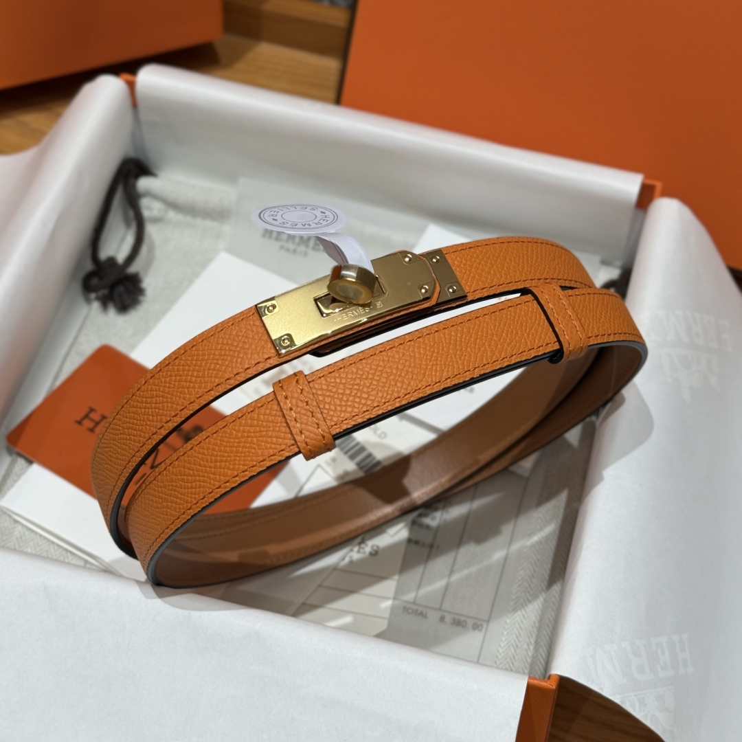 Hermès Kelly Belt: Hunter Calfskin with Palladium-Plated Buckle, Adjustable Fit 4 cmp i1751952955263 2639 0 1