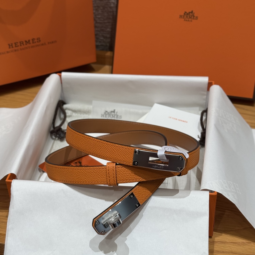 Hermes Kelly Belt: Hunter Calfskin Leather, Palladium Buckle, Adjustable Fit 2 cmp i1751952968247 1896 0 0