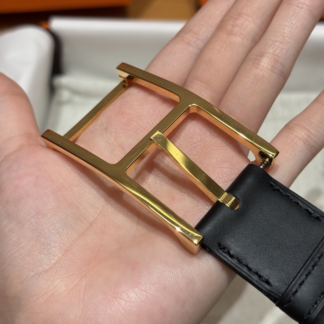 Hermès 32mm Reversible Leather Belt with Steel Needle Buckle - Black & Tan 7 cmp i1752207535231 4267 0 2