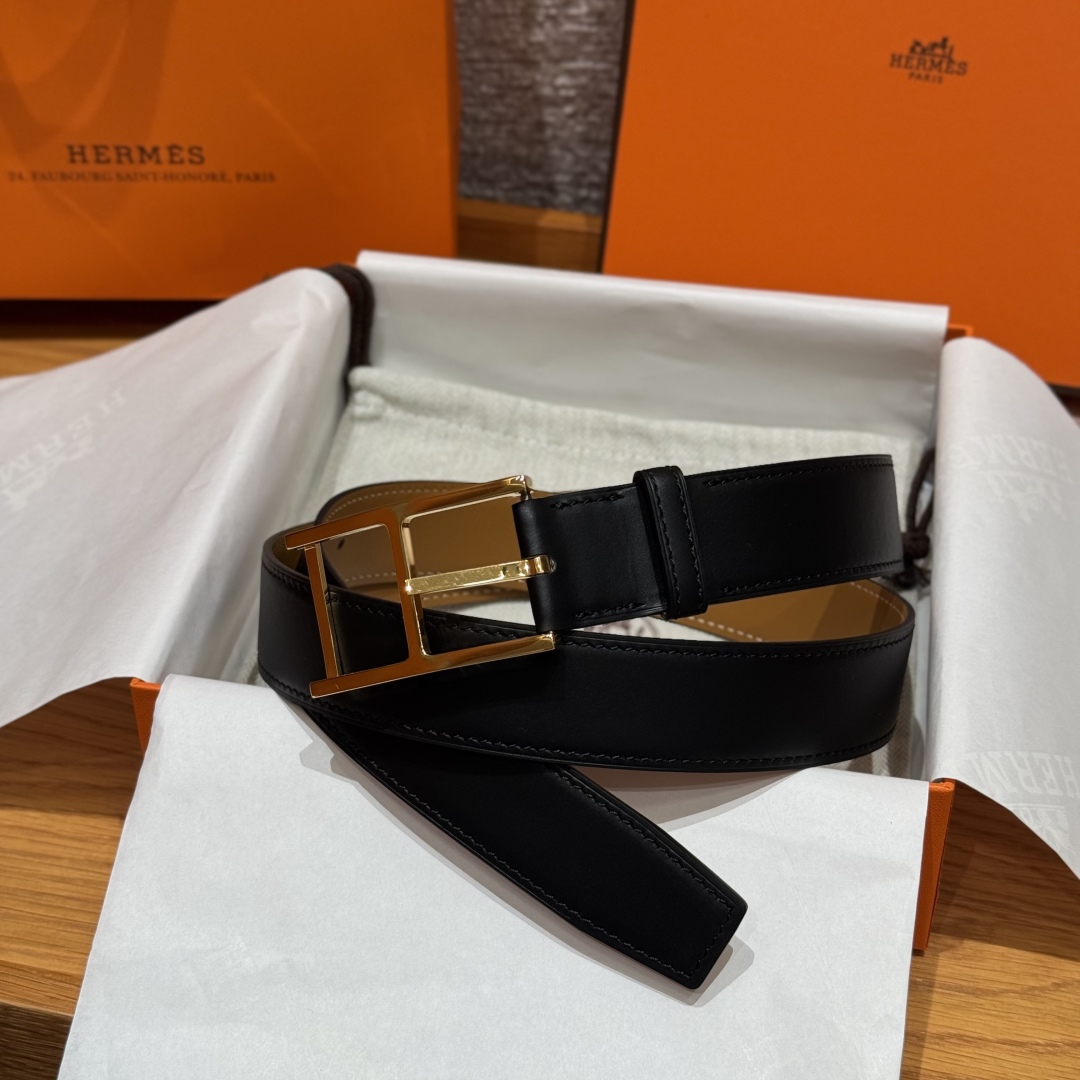 Hermès 32mm Reversible Leather Belt with Steel Needle Buckle - Black & Tan 2 cmp i1752207535236 2425 0 0