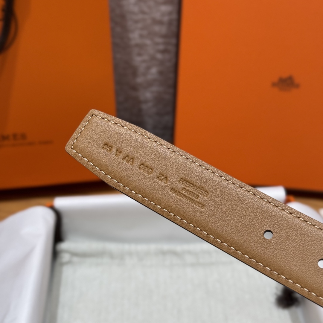 Hermès 32mm Reversible Leather Belt with Steel Needle Buckle - Black & Tan 10 cmp i1752207535241 5256 0 4