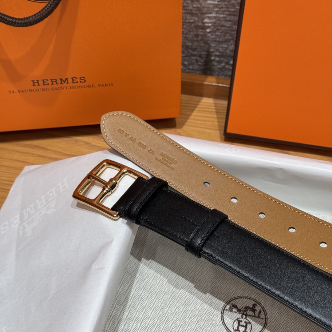Hermes Men's Reversible Leather Belt with Gold Buckle - Black & Tan, 35mm 5 cmp i1752207645752 1565 0 5