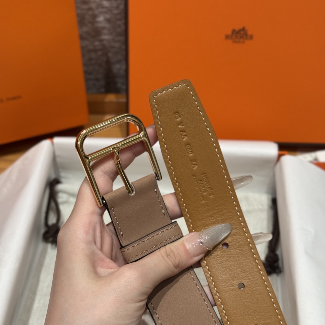 Hermès Romain 35mm Reversible Leather Belt with Gold Plated Buckle 6 cmp i1752207703446 726 0 3
