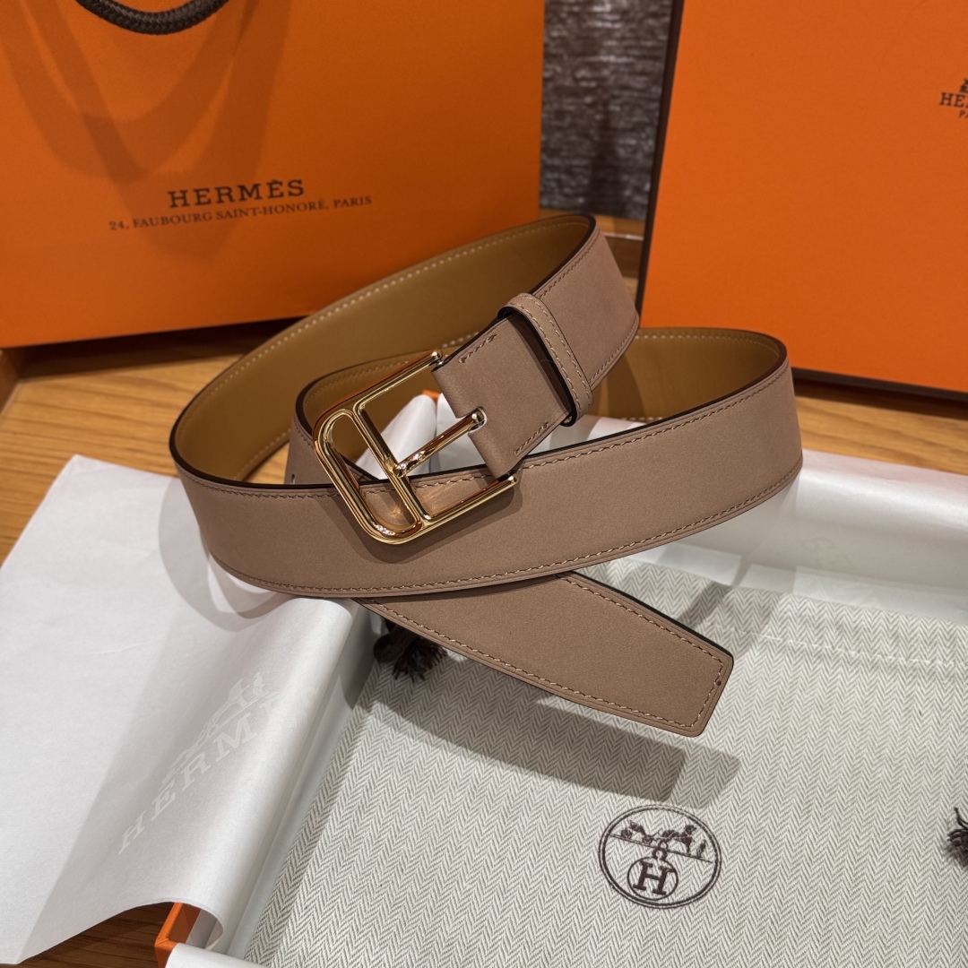 Hermès Romain 35mm Reversible Leather Belt with Gold Plated Buckle 2 cmp i1752207703456 8231 0 1