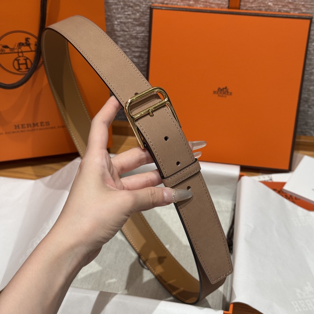 Hermès Romain 35mm Reversible Leather Belt with Gold Plated Buckle 4 cmp i1752207704451 8070 0 6