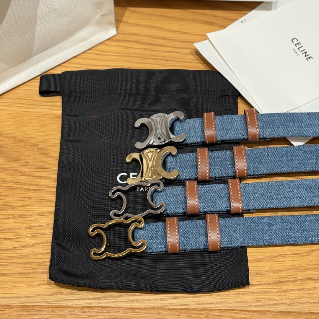 -集合图🥰
凯旋门新款牛仔腰带
超火的凯旋门腰带2.5精品，顶级进口牛皮制作，牛皮搭配牛仔，搭配镂空银扣