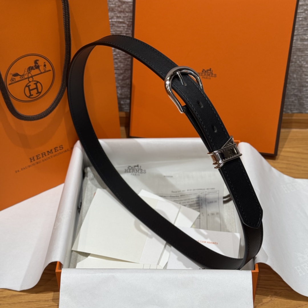 Hermes Women's Ecuyere 24 Belt in Swift Calfskin with Metal Buckle 4 cmp i1754109747914 5076 0 7