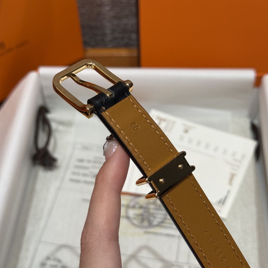 Hermès Mini Clou 20 Belt Swift Leather, Gold Plated Buckle, 20 mm Width 7 cmp i1754112384494 5987 0 5
