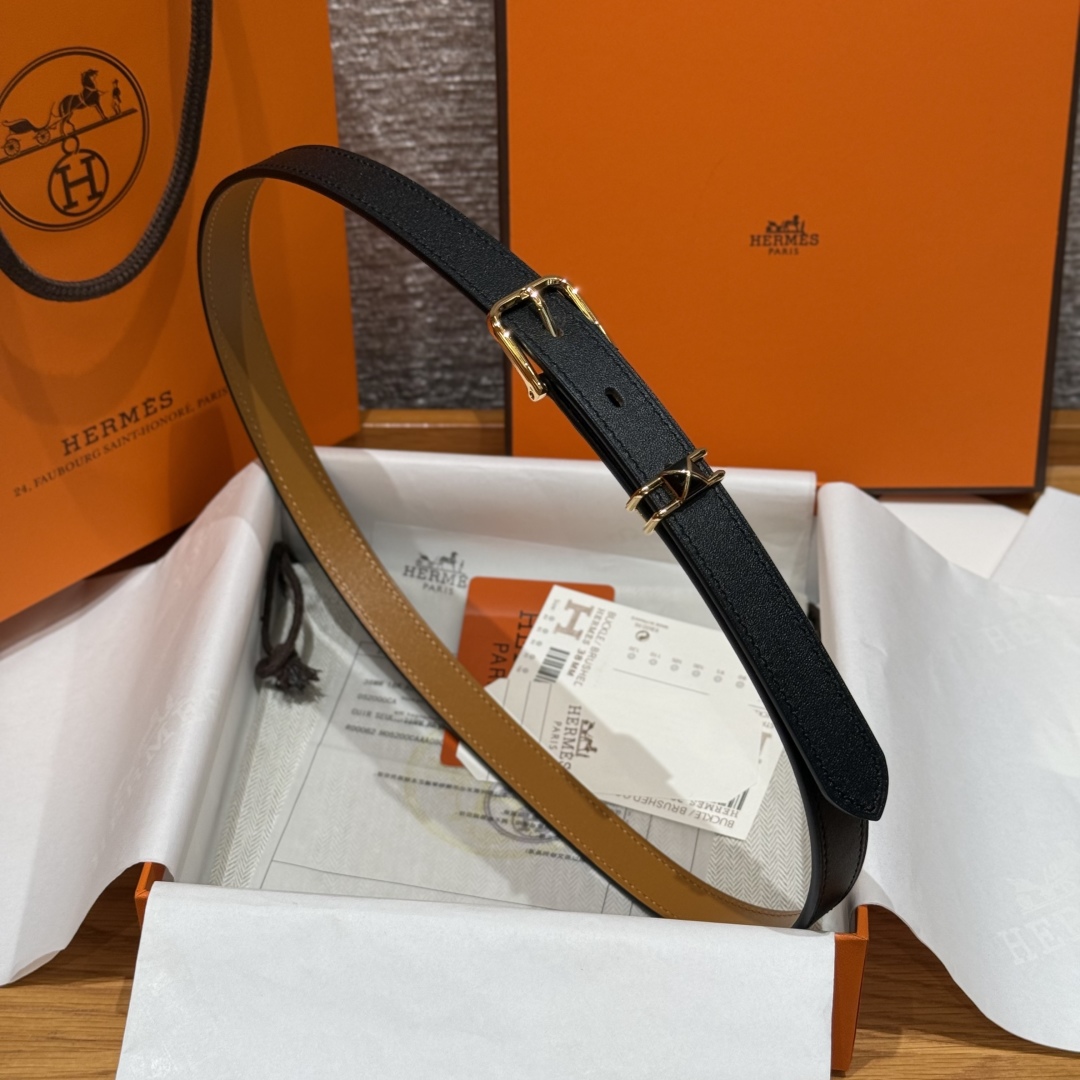 Hermès Mini Clou 20 Belt Swift Leather, Gold Plated Buckle, 20 mm Width 3 cmp i1754112384501 3423 0 7