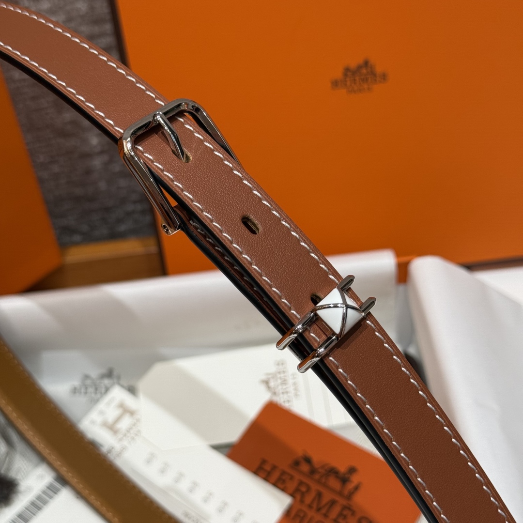 Hermes Mini Clou 20 Swift Leather Belt with Gilded Buckle - Refined Elegance 4 cmp i1754113684829 7971 0 8
